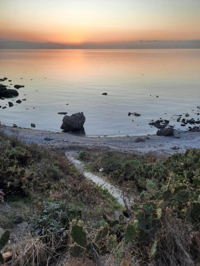 Gli Appartamenti Degli Dei Milazzo Exterior photo